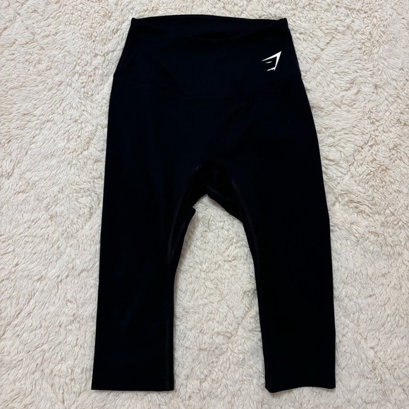 Gymshark Pants - Gymshark | black soft cropped leggings activewear athleisure